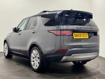 Used Land Rover Discovery 2019 for sale - 76582384: Photo