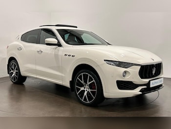2017 (17) - 3.0D V6 SUV 5dr Diesel ZF 4WD Euro 6 (s/s) (275 ps)