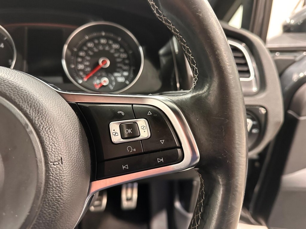 Used Volkswagen Golf 2014 for sale - 77464050: Photo 12