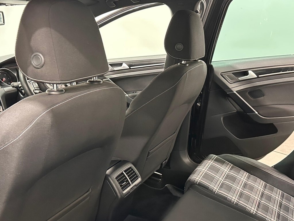 Used Volkswagen Golf 2014 for sale - 77464050: Photo 18
