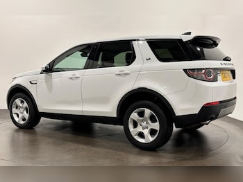 Used Land Rover Discovery Sport 2017 for sale - 78645655: Photo