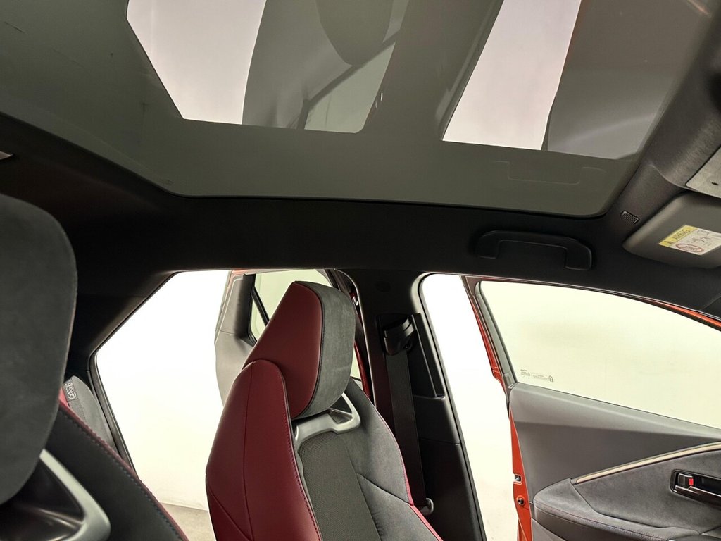 Used Toyota C-HR 2025 for sale - 77905601: Photo 14