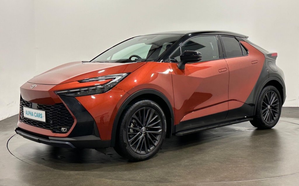 Used Toyota C-HR 2025 for sale - 77905601: Photo 2