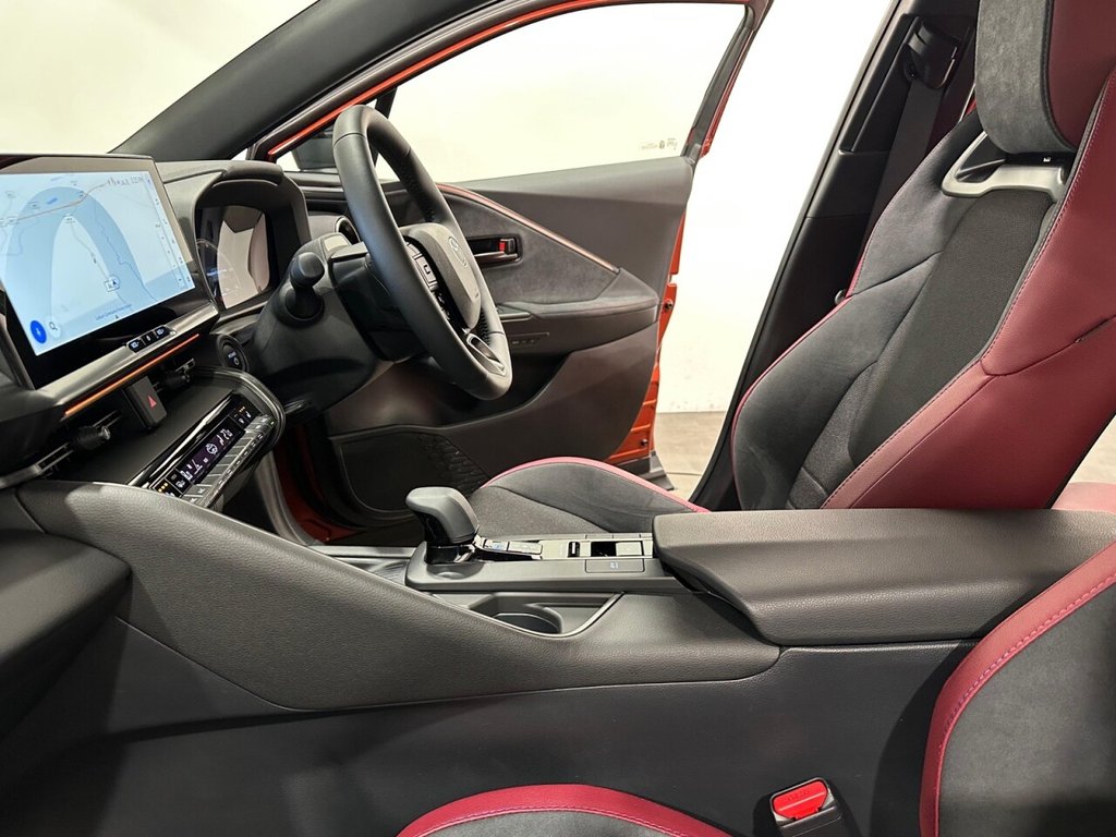 Used Toyota C-HR 2025 for sale - 77905601: Photo 20