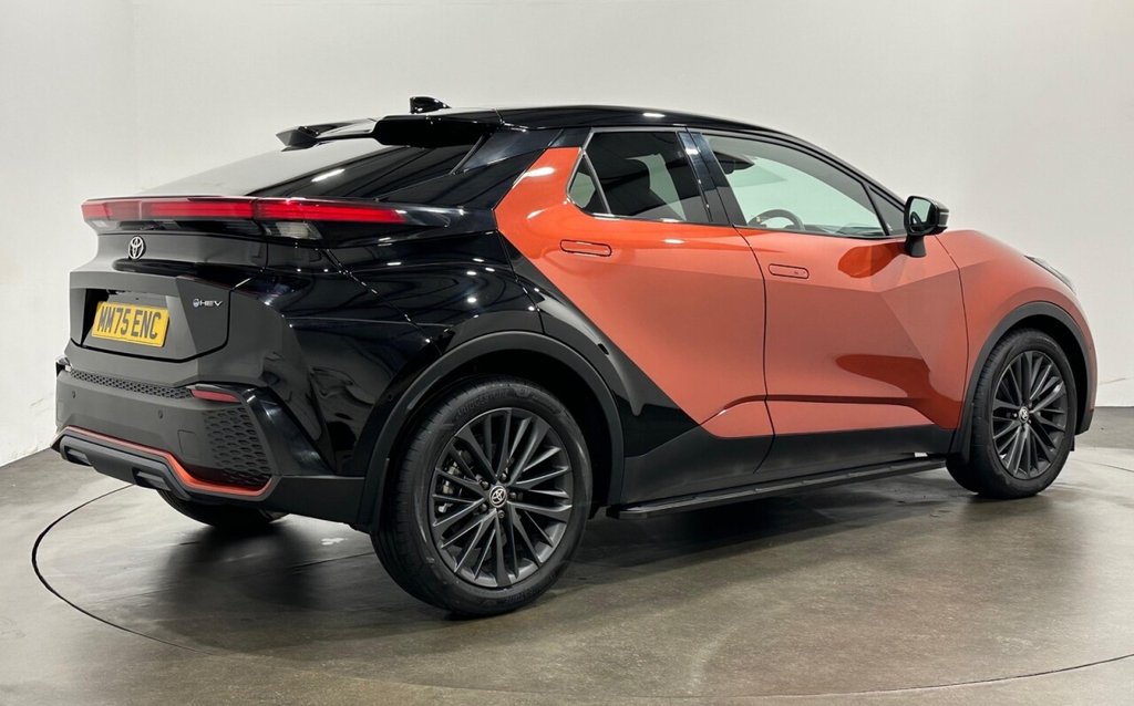 Used Toyota C-HR 2025 for sale - 77905601: Photo 3