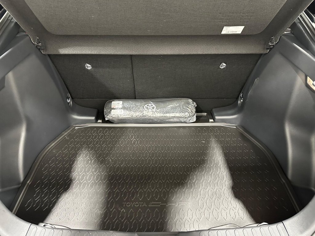 Used Toyota C-HR 2025 for sale - 77905601: Photo 31