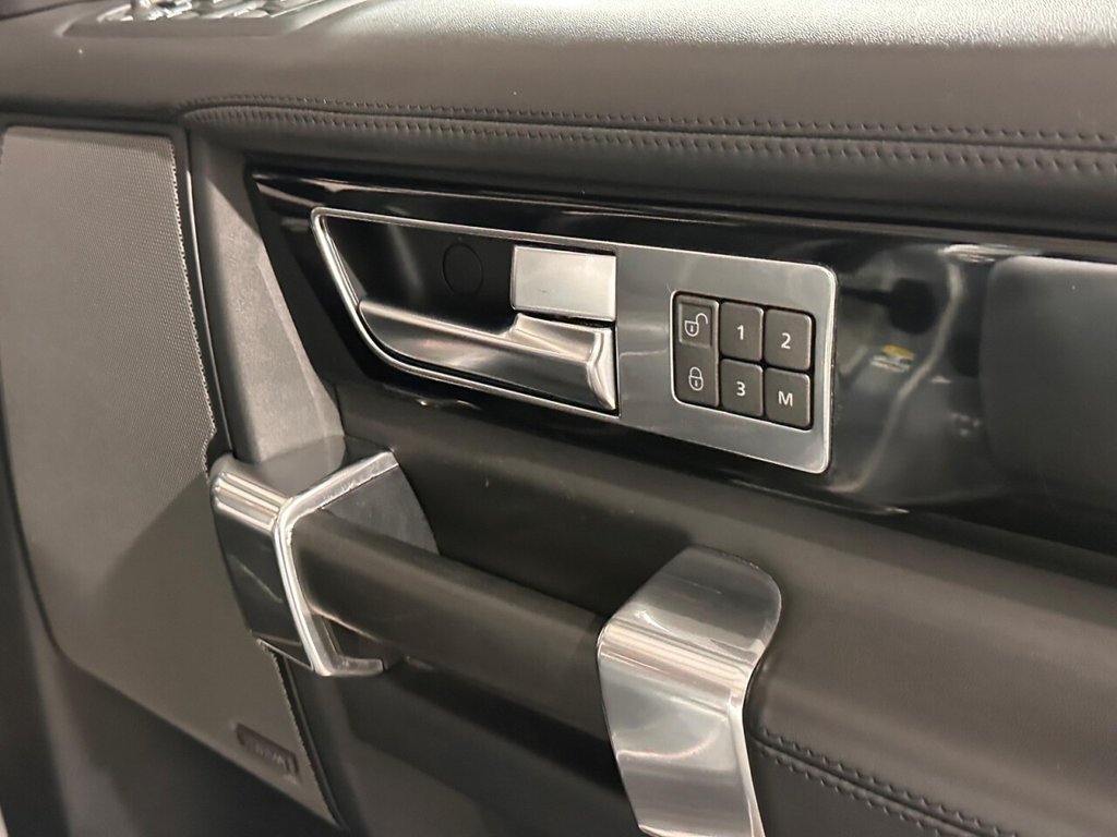 Used Land Rover Discovery 4 2016 for sale - 76407011: Photo 29