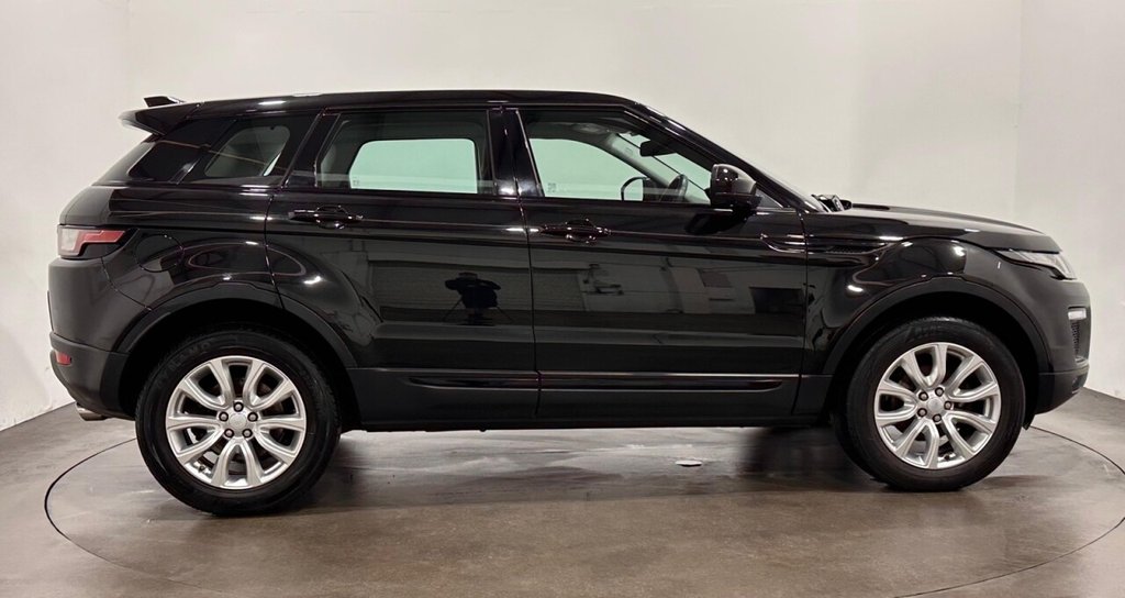 Used Land Rover Range Rover Evoque 2016 for sale - 76535899: Photo 8