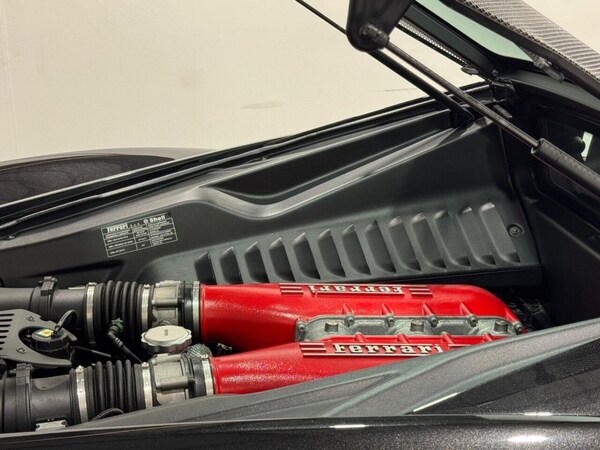 Used Ferrari 458 2011 for sale - 75359280: Photo 20