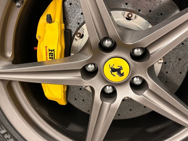 Used Ferrari 458 2011 for sale - 75359280: Photo 45