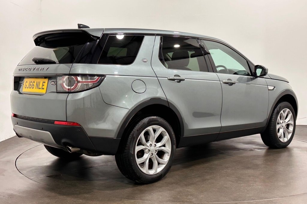 Used Land Rover Discovery Sport 2016 for sale - 77422429: Photo 4