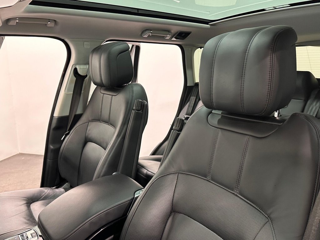 Used Land Rover Range Rover 2020 for sale - 76768743: Photo 12