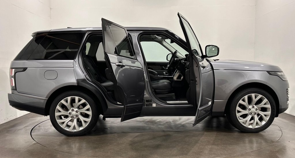 Used Land Rover Range Rover 2020 for sale - 76768743: Photo 32