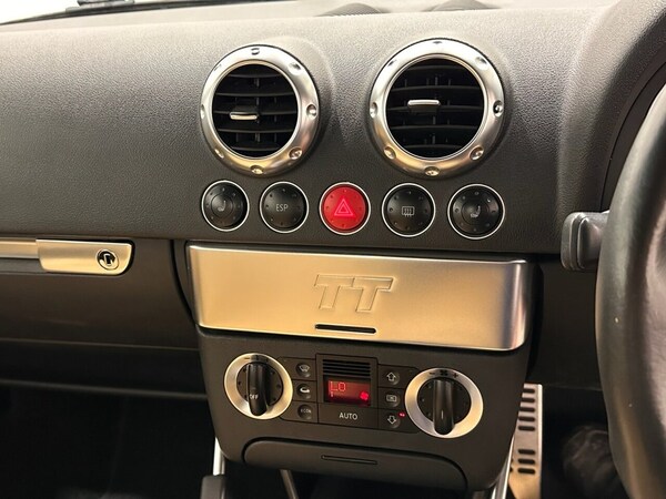 Used Audi TT 2003 for sale - 76203277: Photo 17