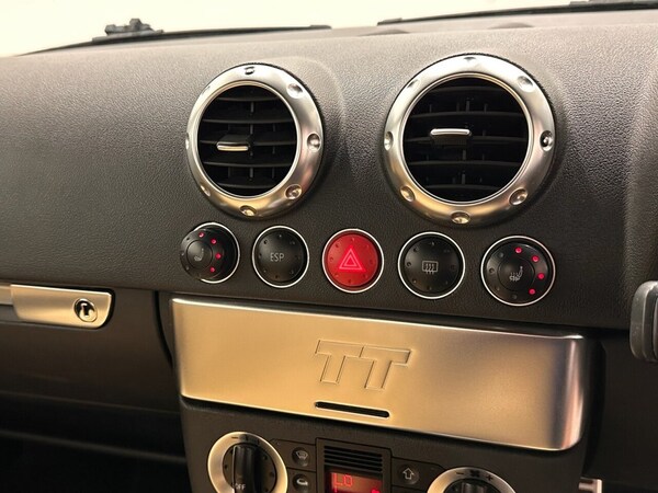 Used Audi TT 2003 for sale - 76203277: Photo 18