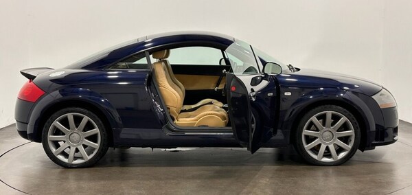Used Audi TT 2003 for sale - 76203277: Photo 8