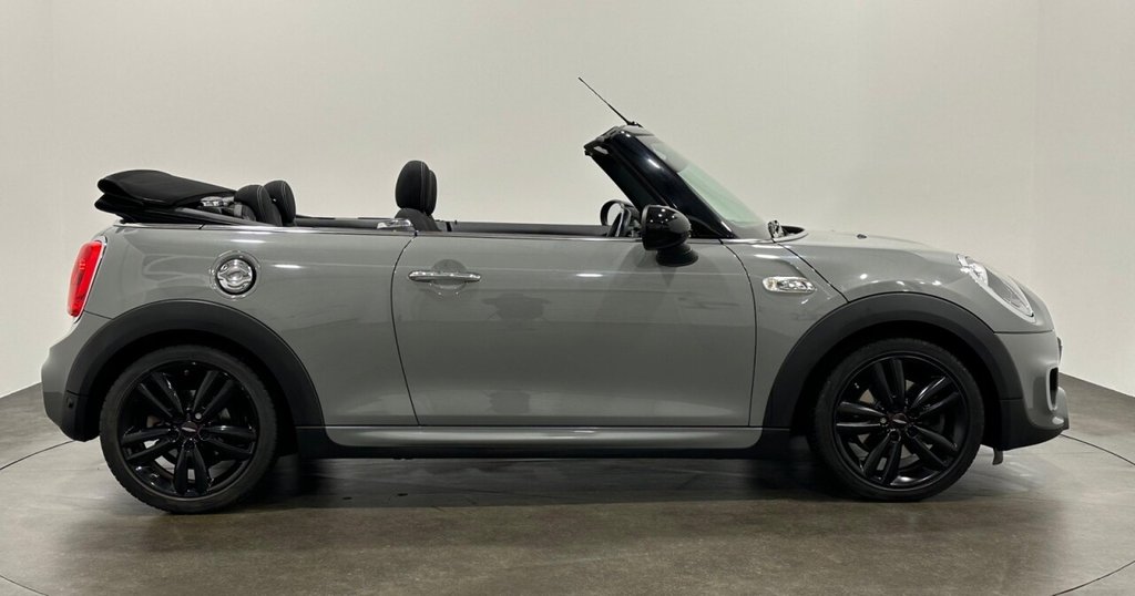 Used MINI Convertible 2017 for sale - 78219368: Photo 11