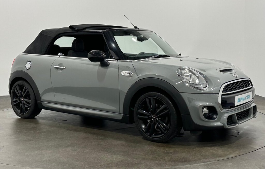 Used MINI Convertible 2017 for sale - 78219368: Photo 4