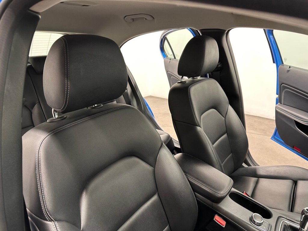 Used Mercedes-Benz A-Class 2016 for sale - 76698658: Photo 9