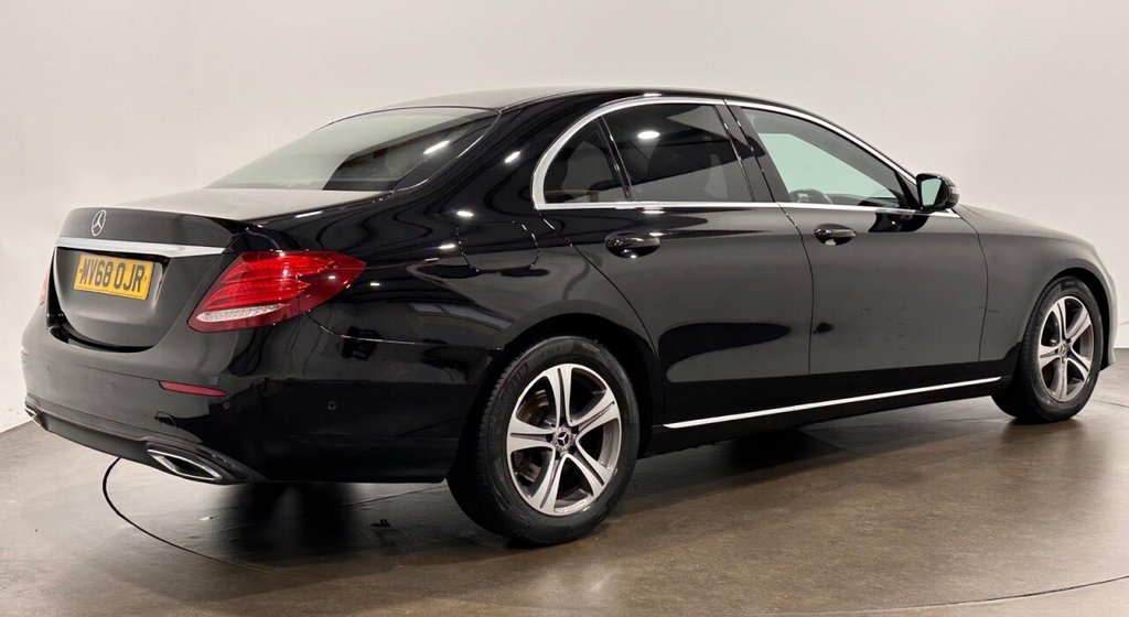 Used Mercedes-Benz E-Class 2018 for sale - 76080763: Photo 3