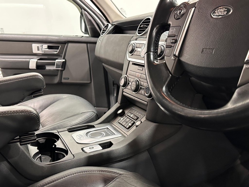 Used Land Rover Discovery 2016 for sale - 76883006: Photo 21