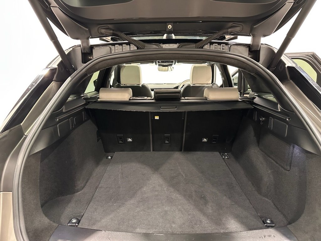 Used Land Rover Range Rover Velar 2018 for sale - 76724772: Photo 40