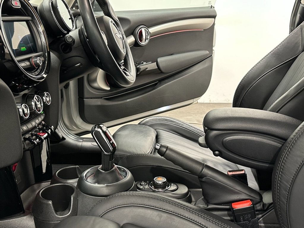 Used MINI Hatch 2020 for sale - 77672630: Photo 17