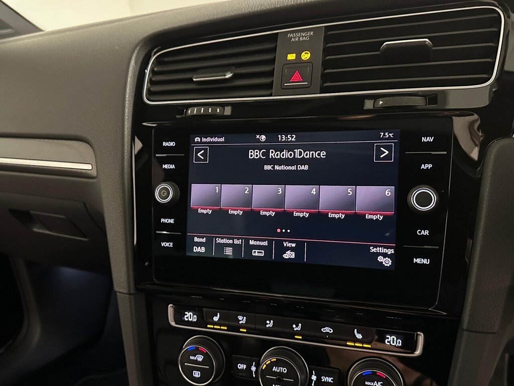 Used Volkswagen Golf 2018 for sale - 78154057: Photo 12