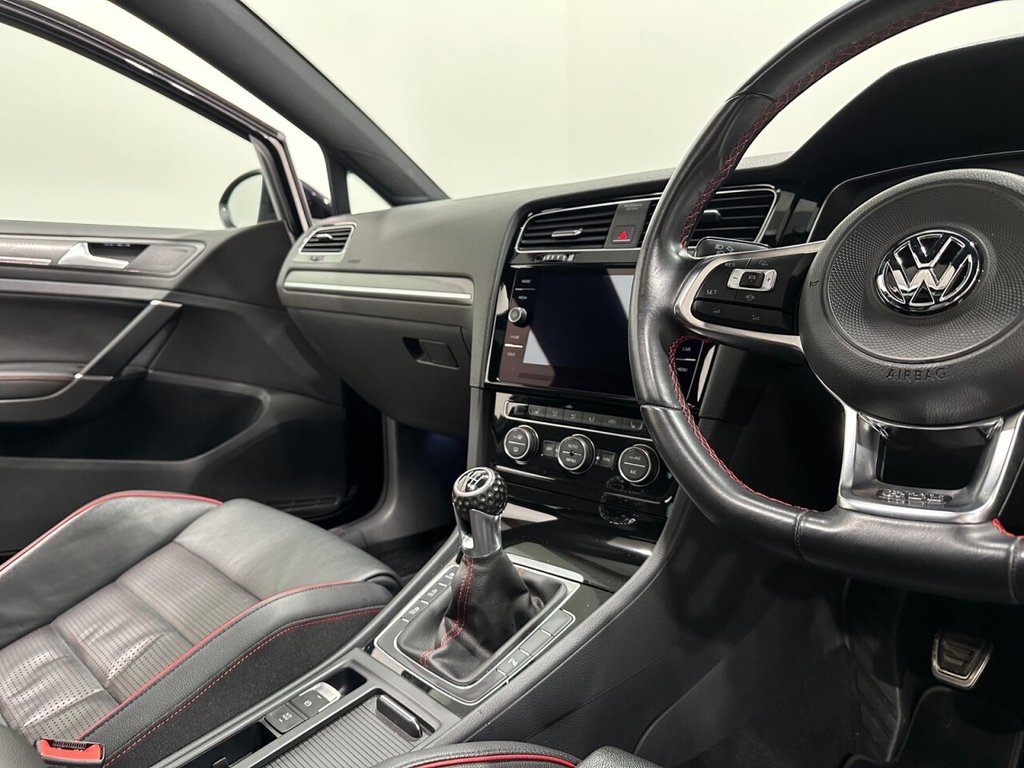 Used Volkswagen Golf 2018 for sale - 78154057: Photo 18