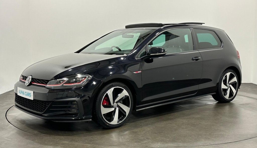 Used Volkswagen Golf 2018 for sale - 78154057: Photo 2