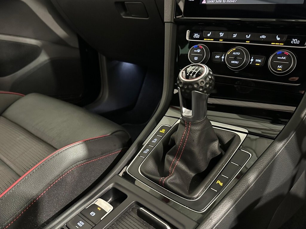 Used Volkswagen Golf 2018 for sale - 78154057: Photo 20