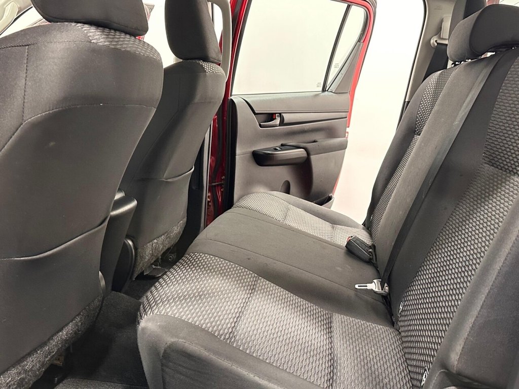 Used Toyota Hilux 2018 for sale - 77534717: Photo 14