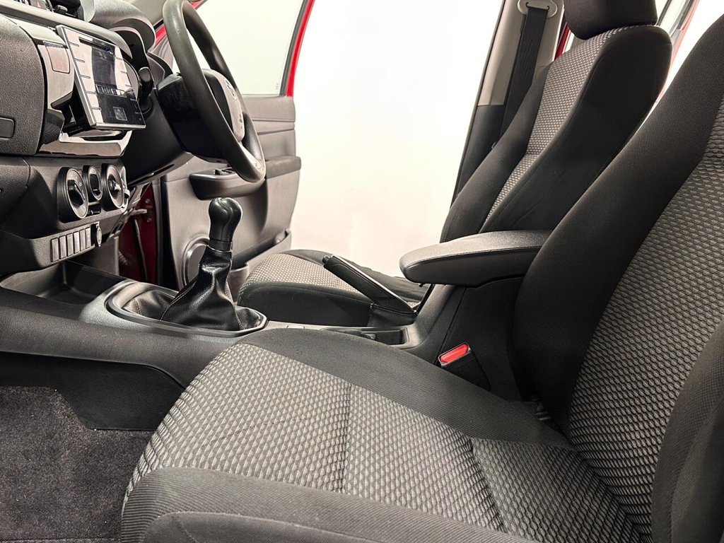 Used Toyota Hilux 2018 for sale - 77534717: Photo 17