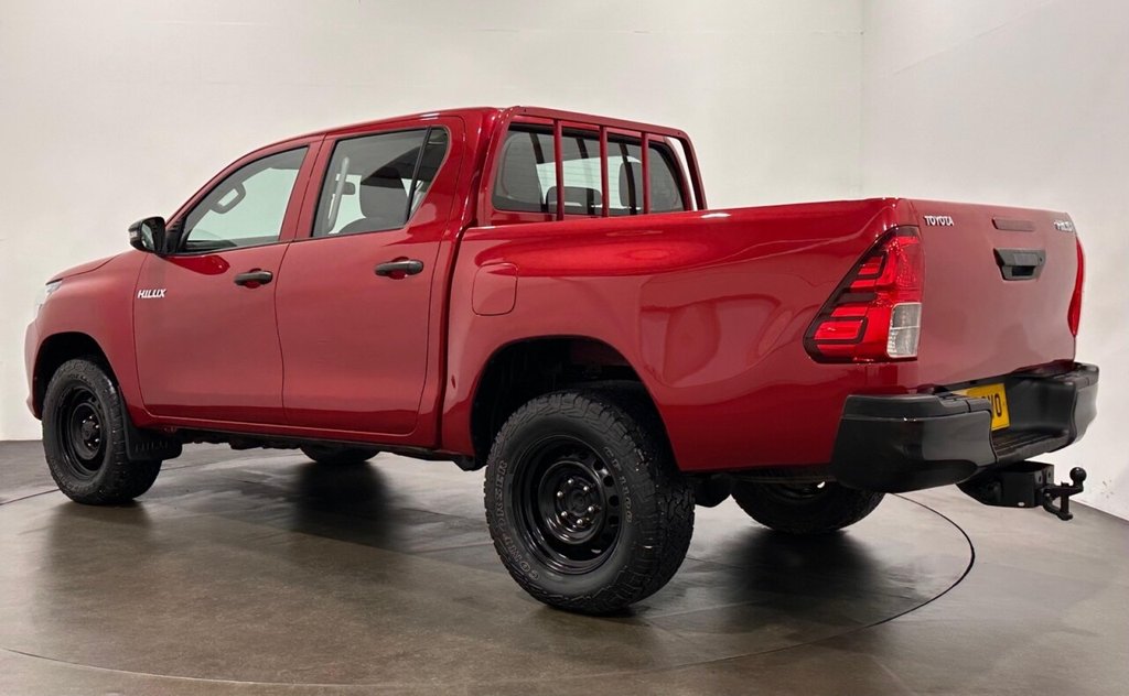 Used Toyota Hilux 2018 for sale - 77534717: Photo 3