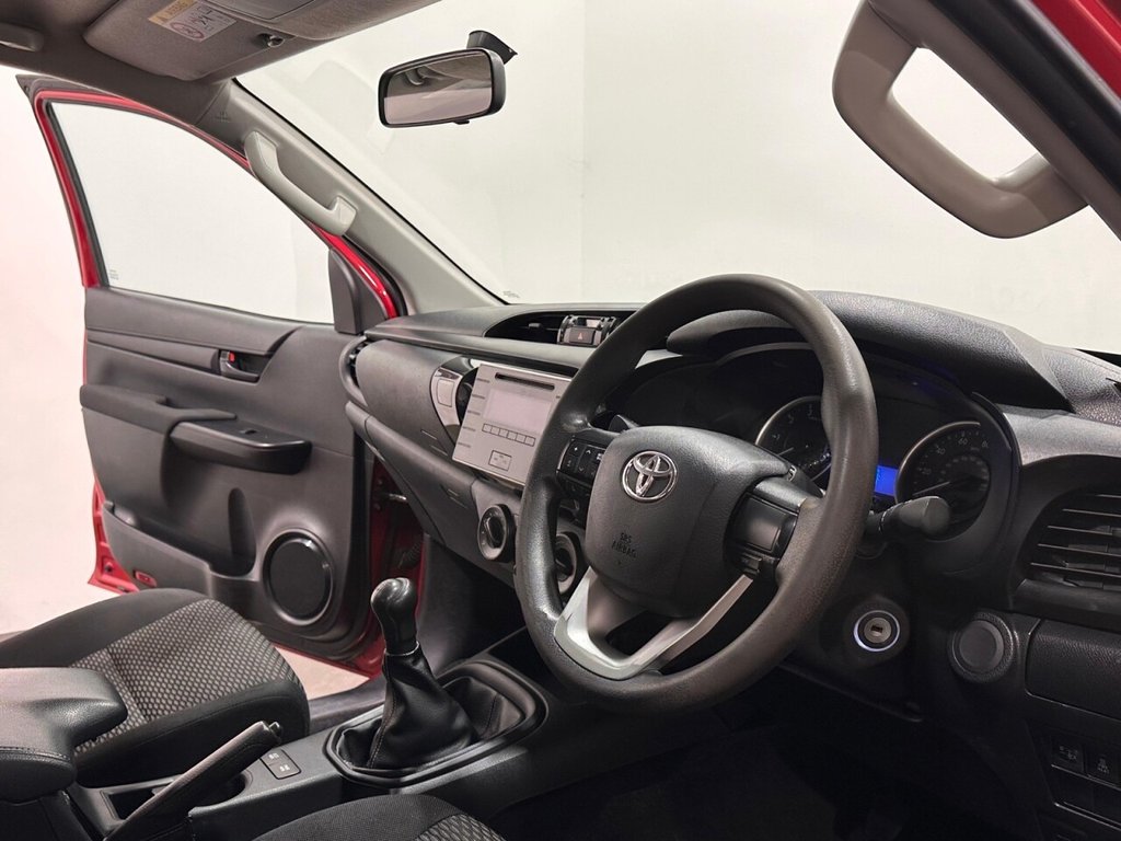 Used Toyota Hilux 2018 for sale - 77534717: Photo 8