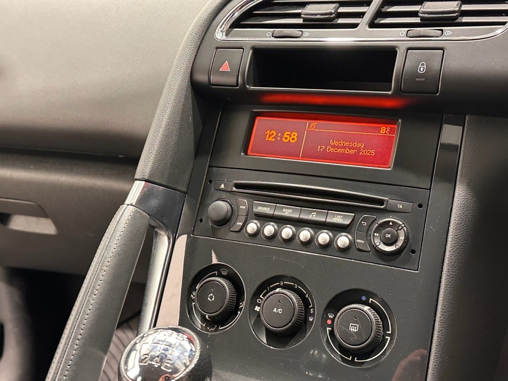 Used Peugeot 3008 2013 for sale - 76973879: Photo 16