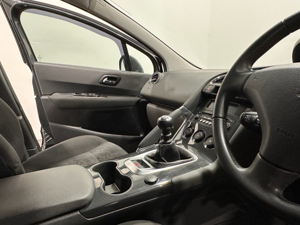 Used Peugeot 3008 2013 for sale - 76973879: Photo 18