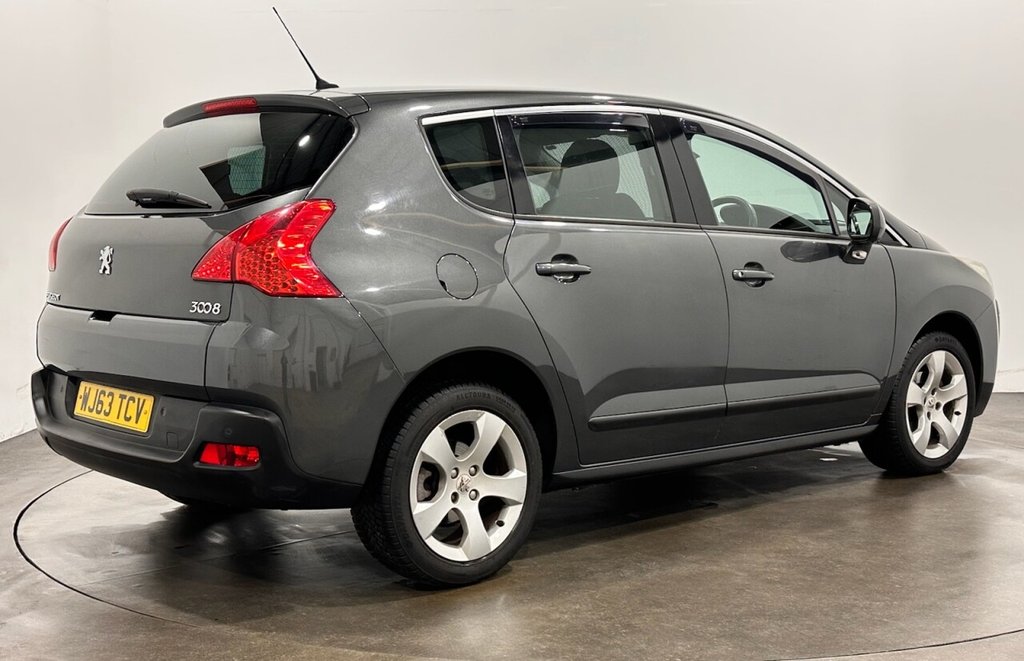 Used Peugeot 3008 2013 for sale - 76973879: Photo 4