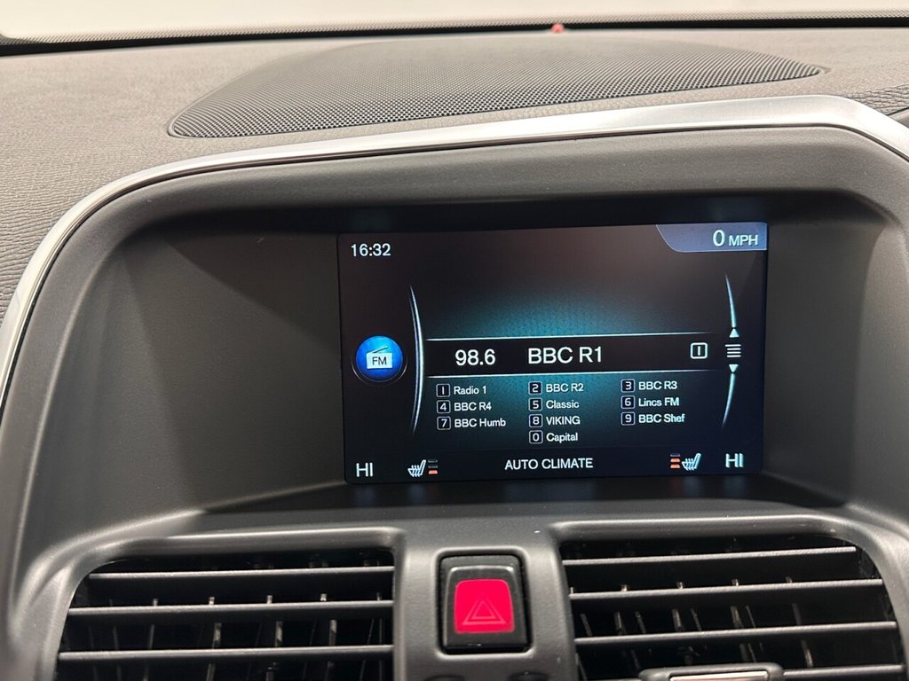 Used Volvo XC60 2015 for sale - 77546852: Photo 13