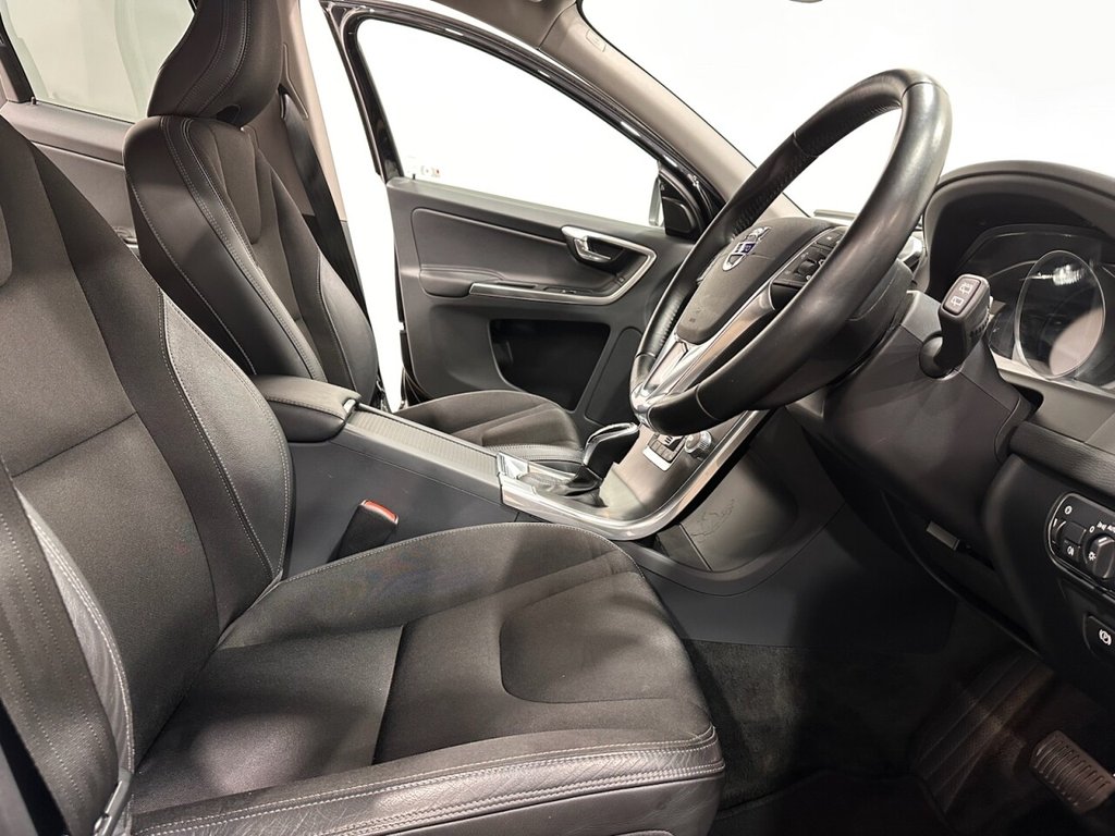 Used Volvo XC60 2015 for sale - 77546852: Photo 15