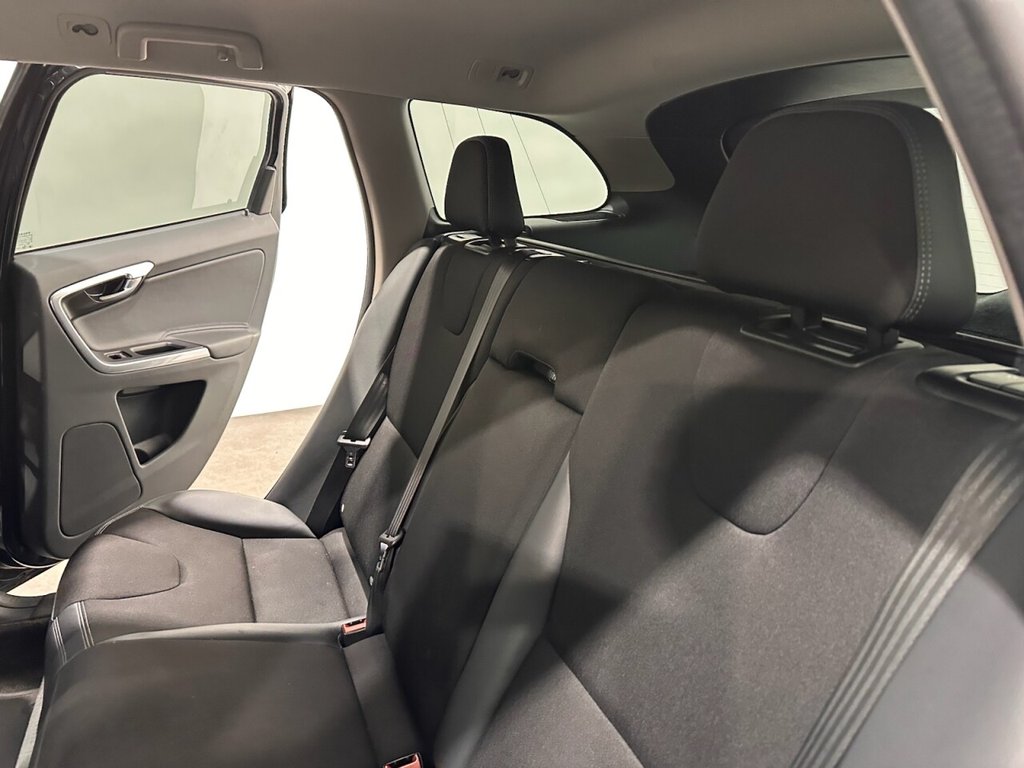 Used Volvo XC60 2015 for sale - 77546852: Photo 19