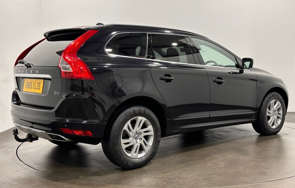 Used Volvo XC60 2015 for sale - 77546852: Photo 4