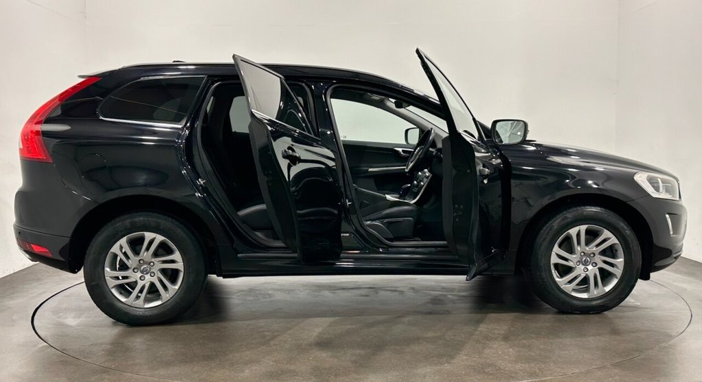 Used Volvo XC60 2015 for sale - 77546852: Photo 8