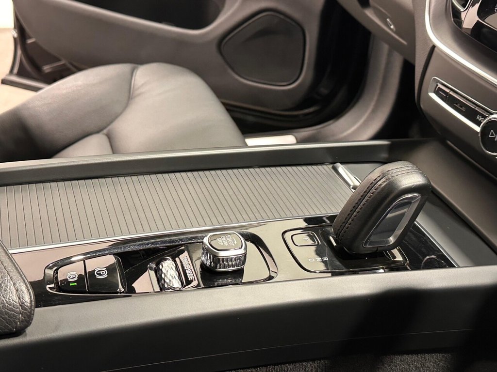 Used Volvo XC60 2020 for sale - 76724652: Photo 28