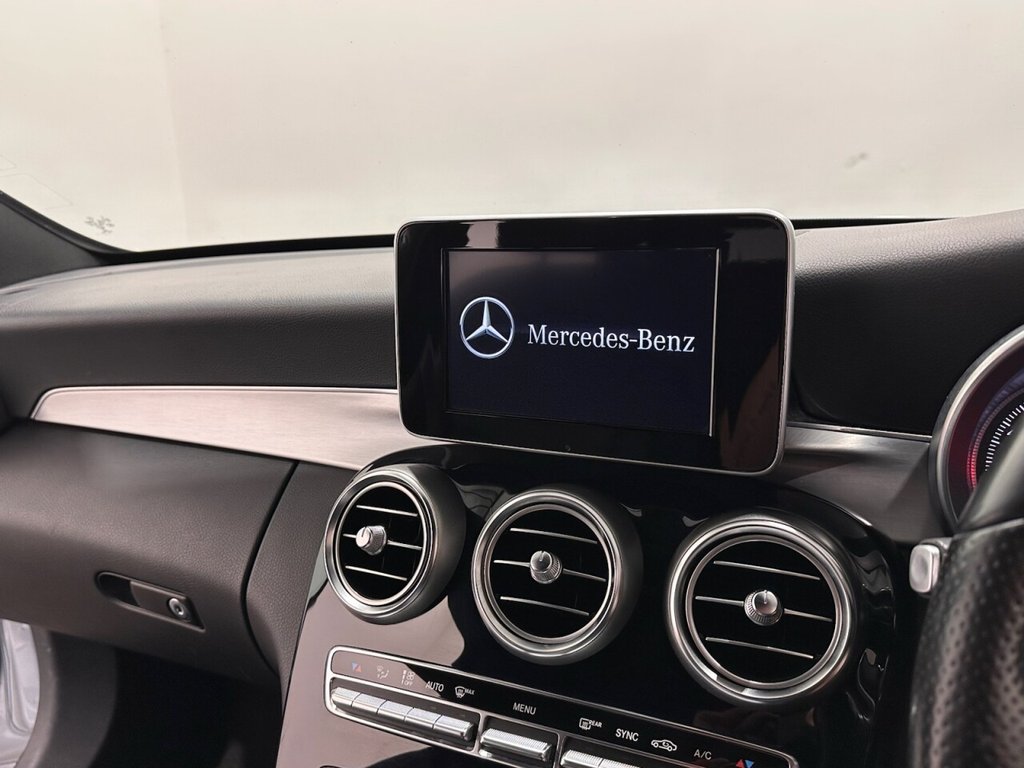 Used Mercedes-Benz C Class 2015 for sale - 76068687: Photo 10