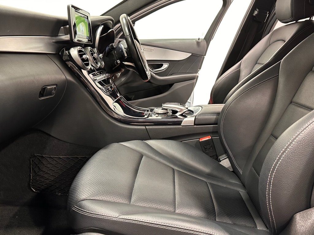Used Mercedes-Benz C Class 2015 for sale - 76068687: Photo 24