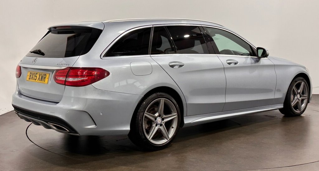 Used Mercedes-Benz C Class 2015 for sale - 76068687: Photo 4