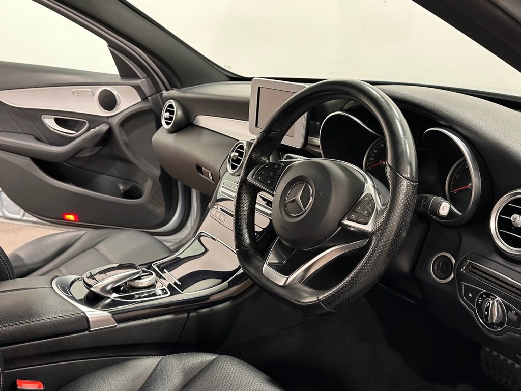Used Mercedes-Benz C Class 2015 for sale - 76068687: Photo 9