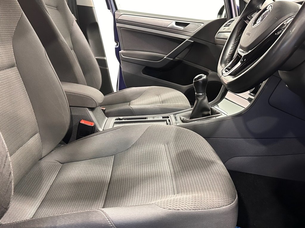 Used Volkswagen Golf 2019 for sale - 76163522: Photo 14