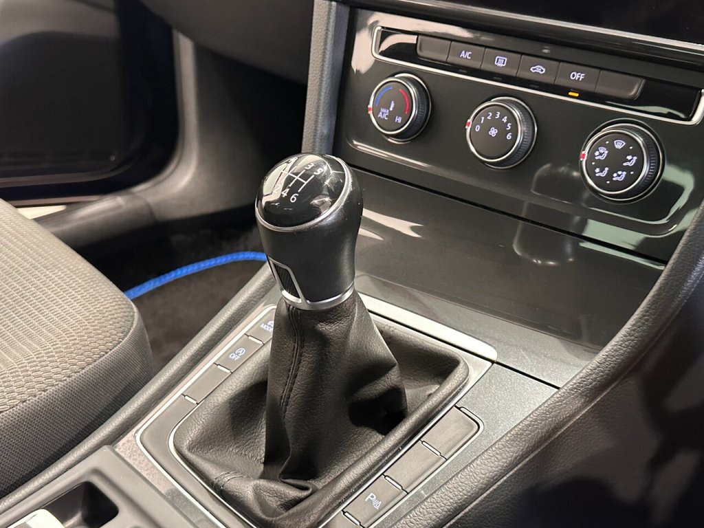 Used Volkswagen Golf 2019 for sale - 76163522: Photo 24